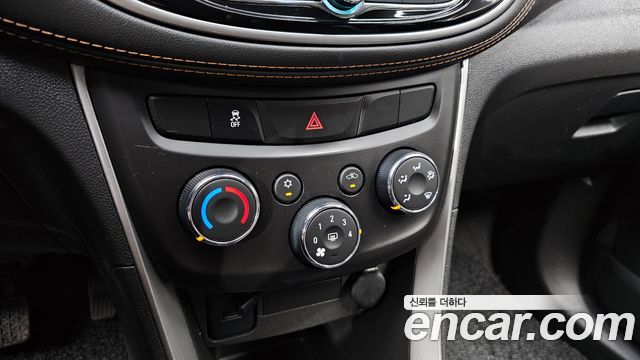 Chevrolet Trax 1.4 LS 2019 — фото 16