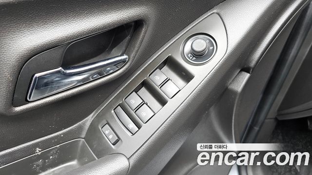 Chevrolet Trax 1.4 LS 2019 — фото 17