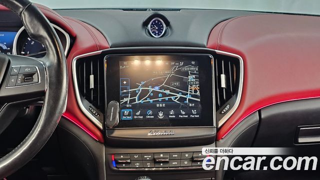 Maserati Ghibli 3.0 Diesel 3rd 2018 — фото 12