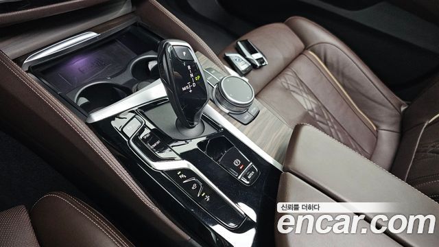 BMW 6 Series GT (G32) 630i xDrive M Sport 2021 — фото 9