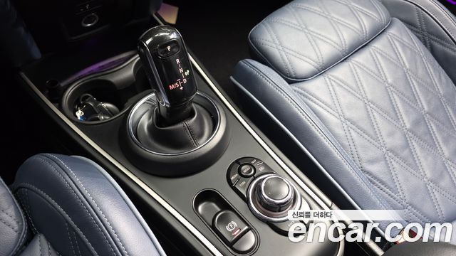 MINI Cooper S Countryman ALL4 Classic 2nd 2023 — фото 9