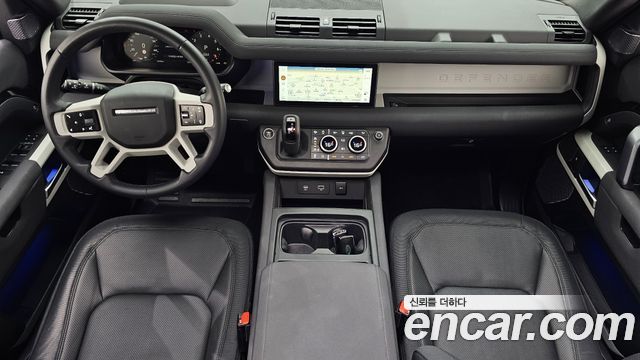 Land Rover Defender (L663) 110 P300 X-Dynamic SE 2023 — фото 7