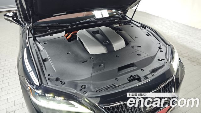Lexus LS500h (V) 3.5 Platinum AWD 2023 — фото 6