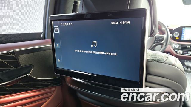 Lexus LS500h (V) 3.5 Platinum AWD 2023 — фото 32