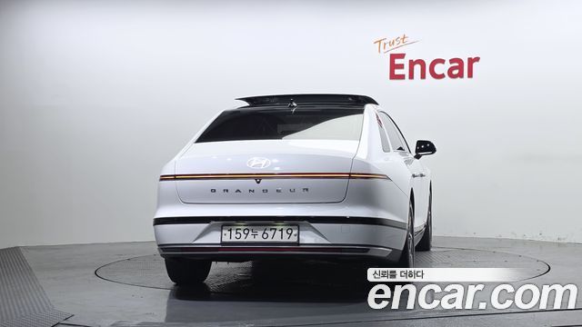 Hyundai Grandeur (GN7) 3.5 LPG 2WD Premium 2023 — фото 4