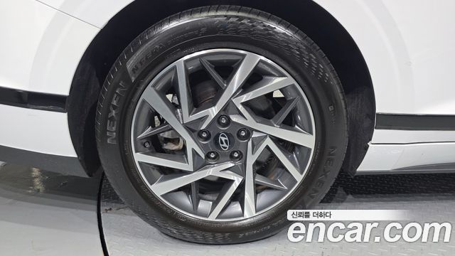 Hyundai Grandeur (GN7) 3.5 LPG 2WD Premium 2023 — фото 5