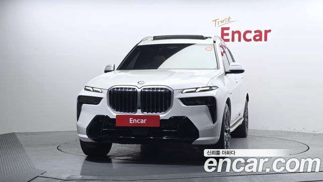 BMW X7 (G07) xDrive 40i M Sport 7STR 2024 — фото 3
