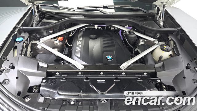 BMW X7 (G07) xDrive 40i M Sport 7STR 2024 — фото 6