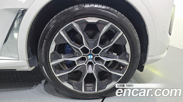 BMW X7 (G07) xDrive 40i M Sport 7STR 2024 — фото 21