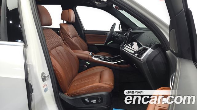 BMW X7 (G07) xDrive 40i M Sport 7STR 2024 — фото 26