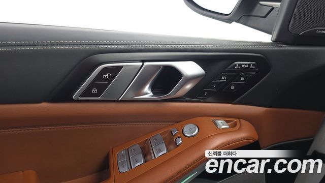 BMW X7 (G07) xDrive 40i M Sport 7STR 2024 — фото 30