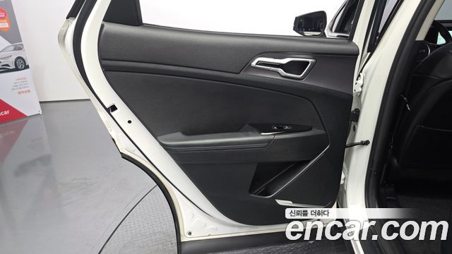 Kia Sportage Hybrid (V) Nobleless Gravity 2WD 2022 — фото 25