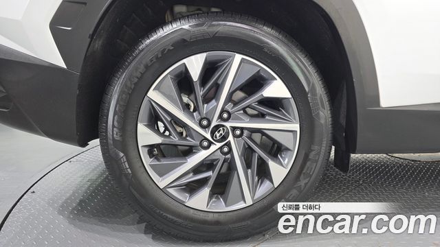 Hyundai Tucson (NX4) Gasoline 1.6 Turbo 2WD Premium 2022 — фото 21