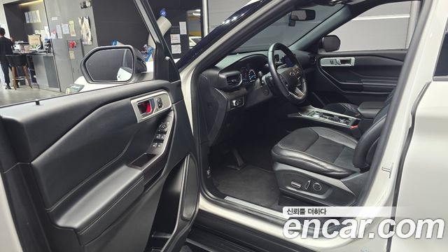 Ford Explorer (VI) 2.3 LimIted 4WD 2020 — фото 10
