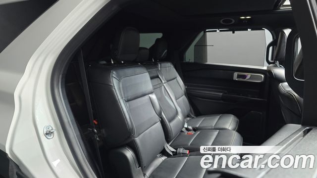 Ford Explorer (VI) 2.3 LimIted 4WD 2020 — фото 11