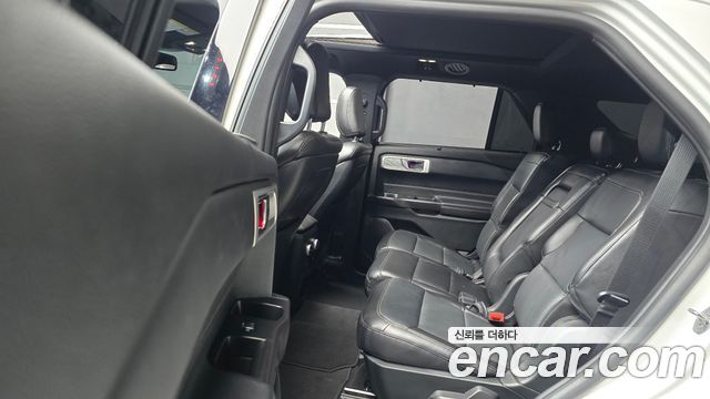 Ford Explorer (VI) 2.3 LimIted 4WD 2020 — фото 12