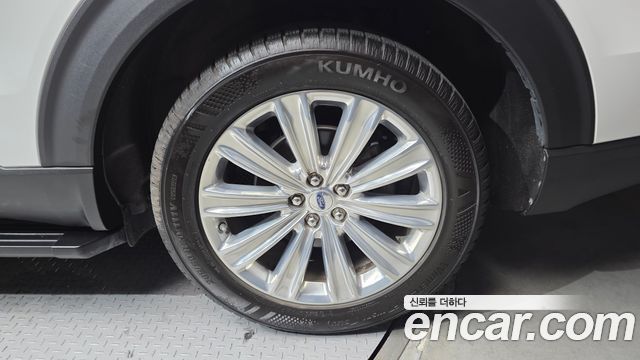 Ford Explorer (VI) 2.3 LimIted 4WD 2020 — фото 21