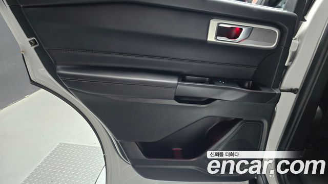Ford Explorer (VI) 2.3 LimIted 4WD 2020 — фото 25