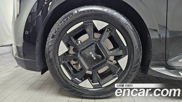 Kia Carnival (IV) Gasoline 4-Seater Hi Limousine Signature 2025 — фото 5