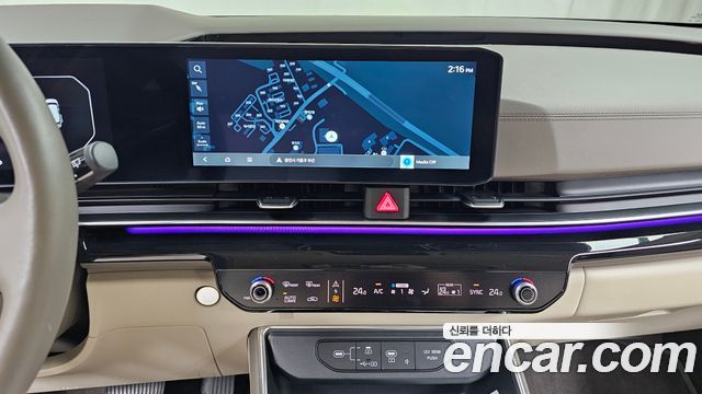 Kia Carnival (IV) Gasoline 4-Seater Hi Limousine Signature 2025 — фото 12