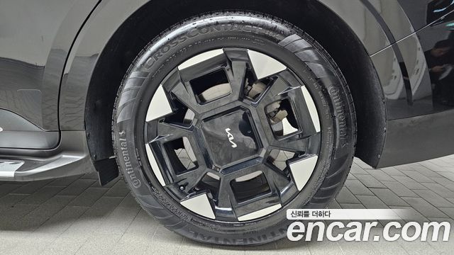 Kia Carnival (IV) Gasoline 4-Seater Hi Limousine Signature 2025 — фото 21