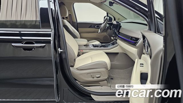 Kia Carnival (IV) Gasoline 4-Seater Hi Limousine Signature 2025 — фото 26