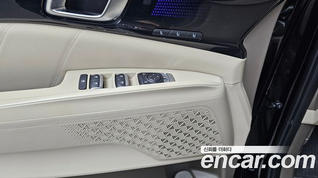 Kia Carnival (IV) Gasoline 4-Seater Hi Limousine Signature 2025 — фото 28