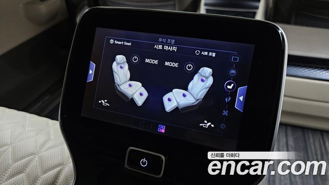Kia Carnival (IV) Gasoline 4-Seater Hi Limousine Signature 2025 — фото 31