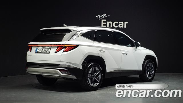 Hyundai Tucson (NX4) Gasoline 1.6 Turbo 2WD Inspiration 2024 — фото 2