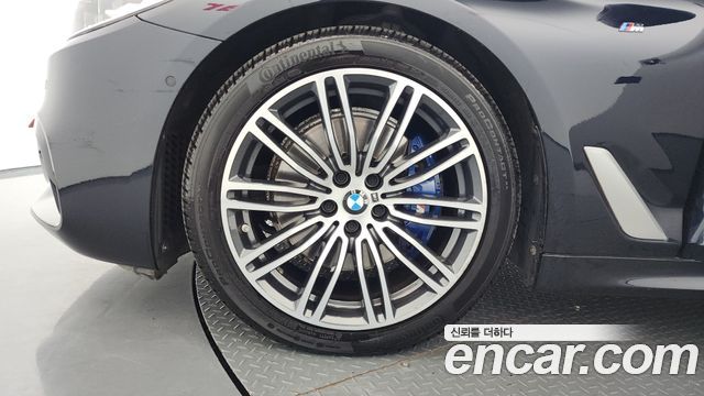 BMW 5 Series (G30) 530i M Sport Package Plus 2019 — фото 5