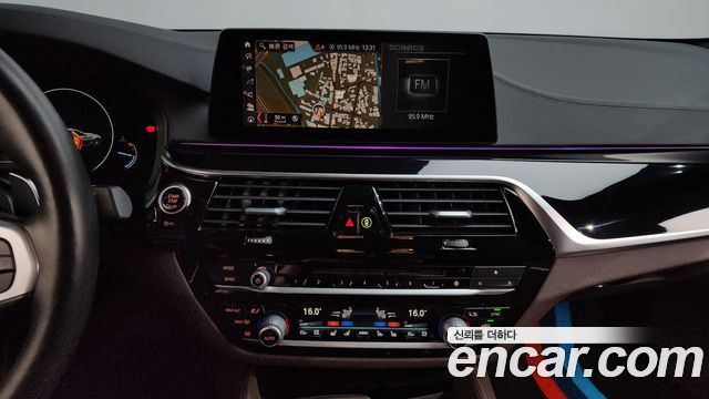 BMW 5 Series (G30) 530i M Sport Package Plus 2019 — фото 16