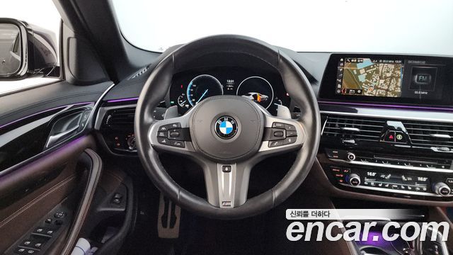 BMW 5 Series (G30) 530i M Sport Package Plus 2019 — фото 17