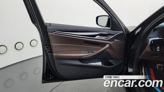 BMW 5 Series (G30) 530i M Sport Package Plus 2019 — фото 30