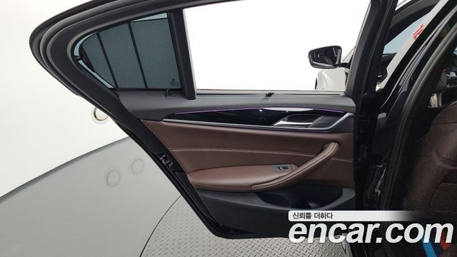 BMW 5 Series (G30) 530i M Sport Package Plus 2019 — фото 31