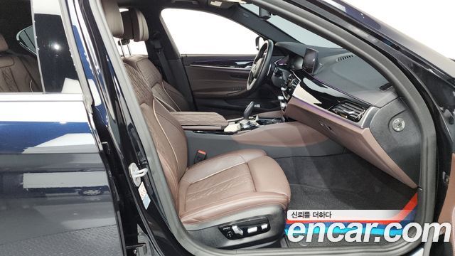 BMW 5 Series (G30) 530i M Sport Package Plus 2019 — фото 32