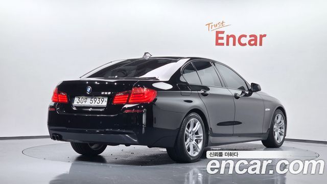 BMW 5 Series (F10) 528i M Sport 2013 — фото 2