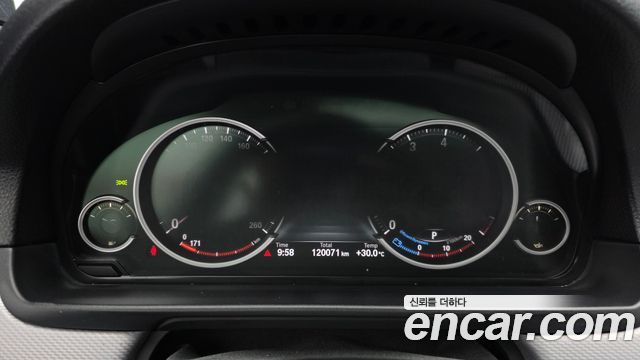 BMW 5 Series (F10) 528i M Sport 2013 — фото 8