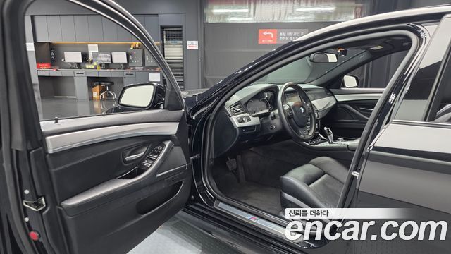 BMW 5 Series (F10) 528i M Sport 2013 — фото 10