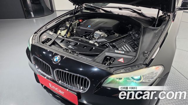 BMW 5 Series (F10) 528i M Sport 2013 — фото 11