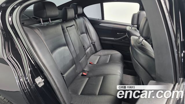 BMW 5 Series (F10) 528i M Sport 2013 — фото 12