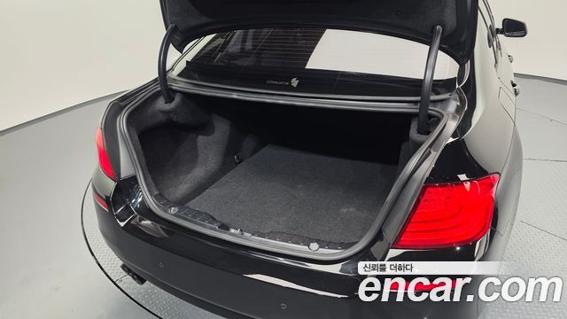 BMW 5 Series (F10) 528i M Sport 2013 — фото 33