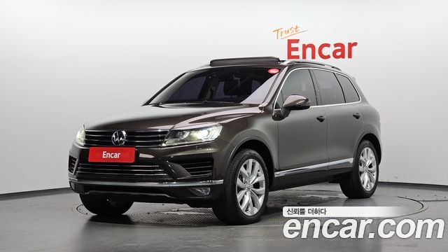 Volkswagen Touareg V6 3.0 TDI Bluemotion Premium 7P5 2016 — фото 1