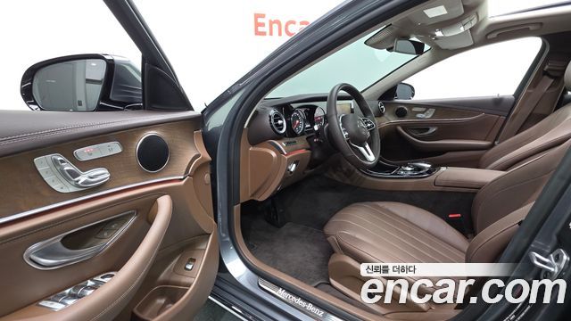 Mercedes-Benz E-Class (W213) E220d 4MATIC Exclusive 2019 — фото 10