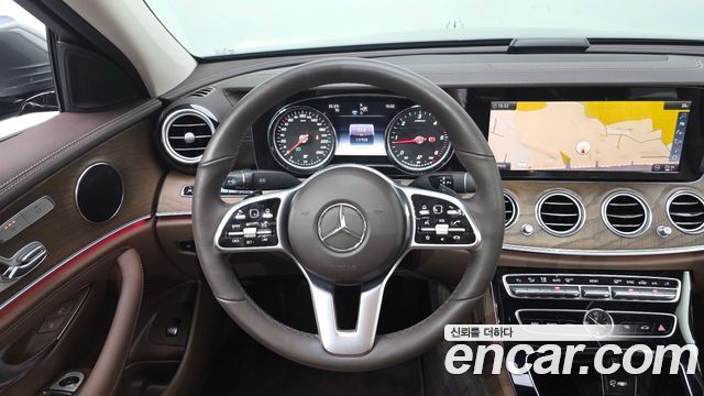 Mercedes-Benz E-Class (W213) E220d 4MATIC Exclusive 2019 — фото 15