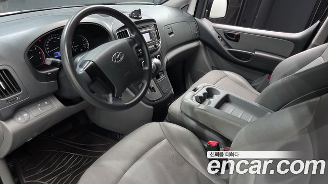 Hyundai Grand Starex Van 3-Seater Style 2021 — фото 7