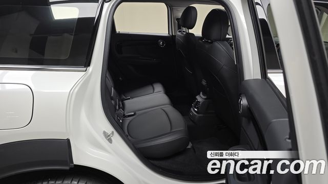 MINI Cooper Countryman Classic 2nd 2024 — фото 11