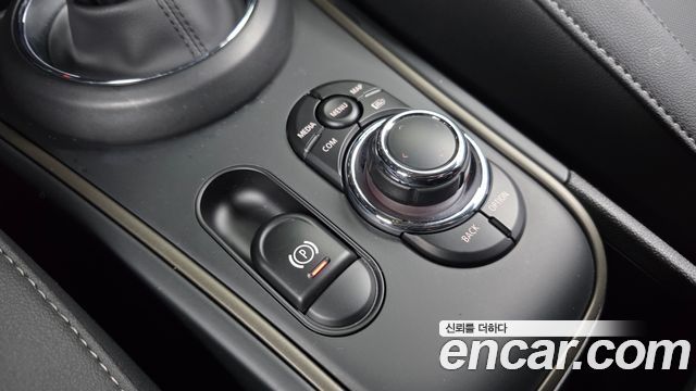 MINI Cooper Countryman Classic 2nd 2024 — фото 17