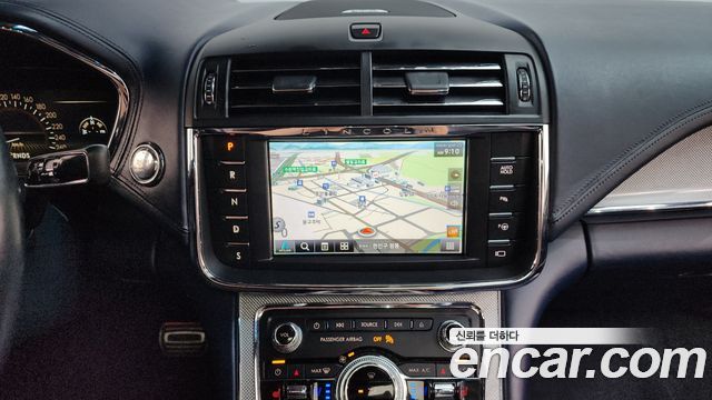 Lincoln Continental (X) 3.0 Black Label AWD 2020 — фото 17
