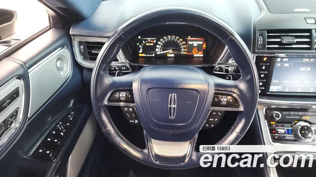Lincoln Continental (X) 3.0 Black Label AWD 2020 — фото 18