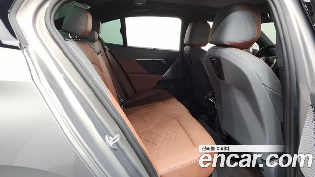 BMW 5 Series (G60) 530e xDrive M Sport 2025 — фото 11